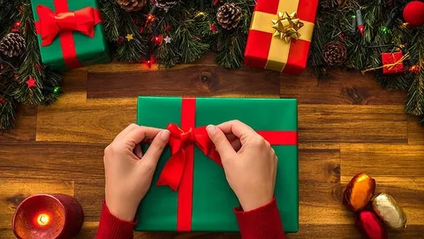 Kadın, erkek, sevgiliye, anneye, babaya, arkadaşa anlamlı yılbaşı hediye önerileri nelerdir? Yılbaşı hediye fikirleri 2022!-6