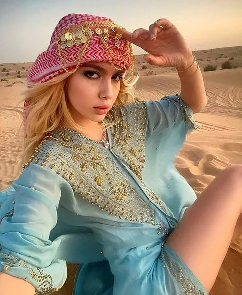 aleyna-tilkiden-sosyal-medyada-genis-yanki-uyandiran-cinsel-istismar-itirafi-yalvaririm-ceza-alsinlar-1637177445251.jpeg Aleyna Tilki'den sosyal medyada geniş yankı uyandıran cinsel istismar itirafı! “Yalvarırım ceza alsınlar”-4