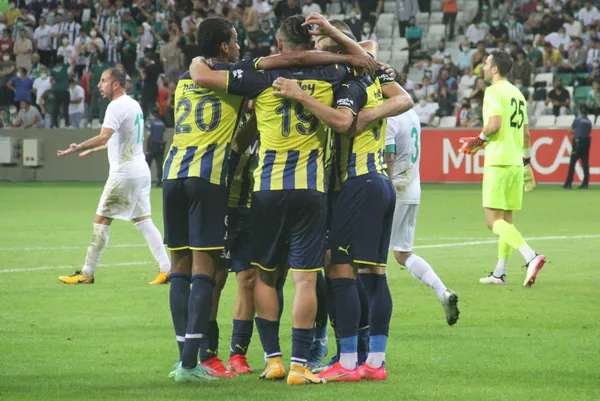 fenerbahceye-transferde-89-milyon-liralik-mujde-1628776465258.jpg Fenerbahçe'ye transferde 89 milyon liralık müjde-2