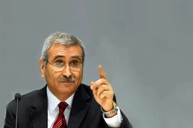 İP'li Durmuş Yılmaz FETÖ’nün yönettiği Kronos isimli siteye Türkiye'yi "şikayet etti"