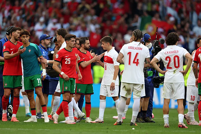 Montella'dan flaş kararlar: Arda Güler yedek! İşte Türkiye'nin Çekya maçı 11'i - 19
