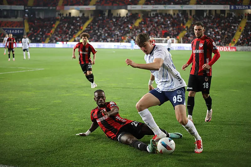 Spor yazarları Gaziantep FK - Fenerbahçe maçını yorumladı! "Ağam eğlenir" - 9