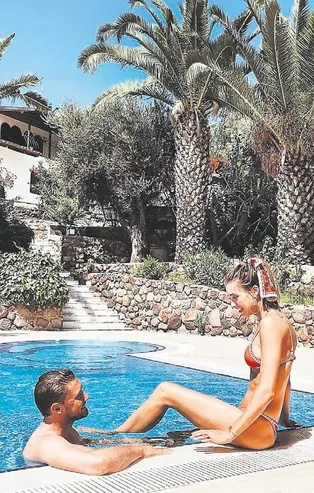 ABD’li model Jessica Michel Serfaty'den sosyal reklam