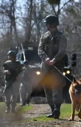 Son dakika: Yunanistan'a kaçmaya çalışan 3 DHKP-C'li terörist yakalandı