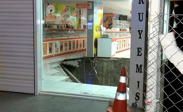 ankarada-insaat-kazisi-yapilan-alanda-gece-yarisi-cokme-meydana-geldi-1638498090019.jpeg Ankara'da inşaat kazısı yapılan alanda gece yarısı çökme meydana geldi.-2
