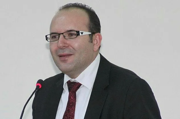 CHP'li Avcılar Belediyesi 'Karaaslan' baskınında önemli gelişme! FETÖ'nün belediye imamı Erkan Karaaslan tutuklandı