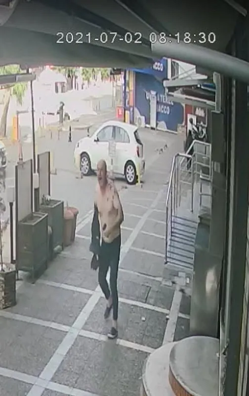 izmir-bucada-30-yillik-kuyumcu-kezzpli-saldiri-sonucu-sol-gozunu-kaybetti-1631280888895.jpg İzmir Buca'da 30 yıllık kuyumcu kezzaplı saldırı sonucu sol gözünü kaybetti-8