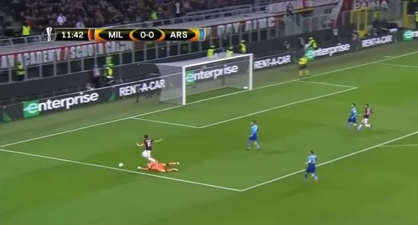 Hakan Çalhanoğlu'nun hareketi maça damga vurdu!-3