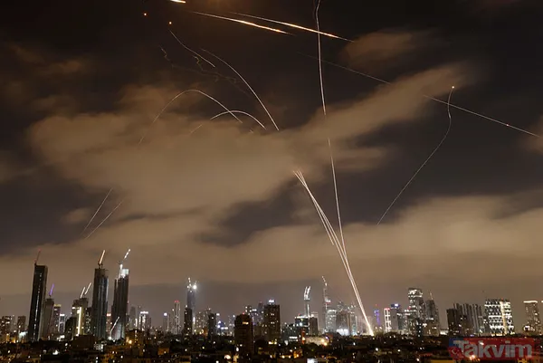 İsrail kentleri alev alev! Balistik ve hipersonikler Demir Kubbe'yi kevgir etti... Füze yağmuru Mersin'den bile görüntülendi - 44