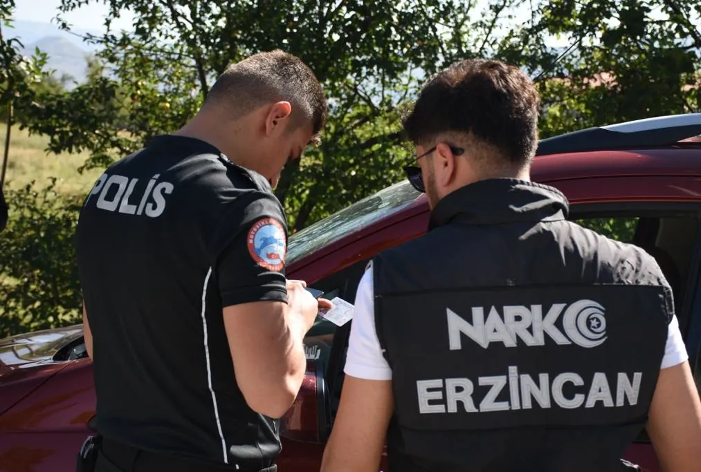 81 ilde aranan 1958 kişi yakalandı