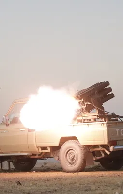 DEAŞ'a üç cepheden eş zamanlı operasyon