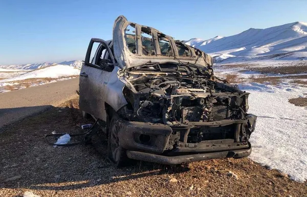 son-dakika-mitten-nokta-operasyon-pkknin-sozde-sincar-komutani-azad-izzeddin-ve-korumasi-olduruldu-1642832076286.jpg Son dakika: MİT'ten nokta operasyon! PKK'nın sözde Sincar komutanı Azad İzzeddin ve koruması öldürüldü-5