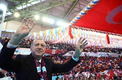 Cumhurbaşkanı Erdoğan’a Trabzon’da sevgi seli