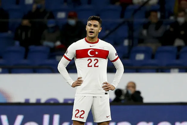 Avrupa'da yeni moda Türk duvarı! Ozan Kabak'ın Liverpool transferi sonrası Premier Lig'de Türk futbolcular...-3