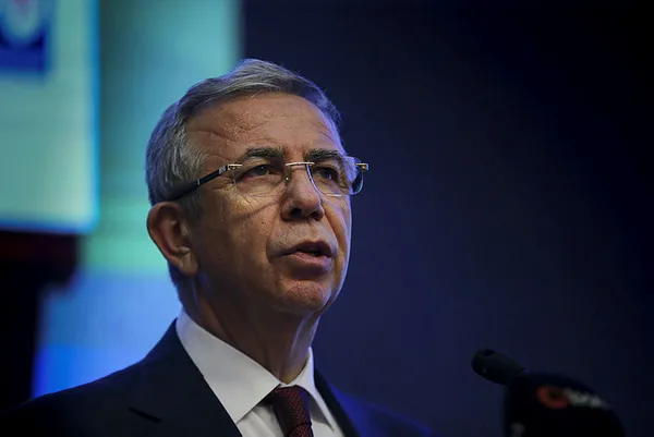 Ankara Büyükşehir Belediye Meclisi'nde Mansur Yavaş terörü! Meclis üyelerini konuşturmadı mikrofonları ellerinden aldırdı-3