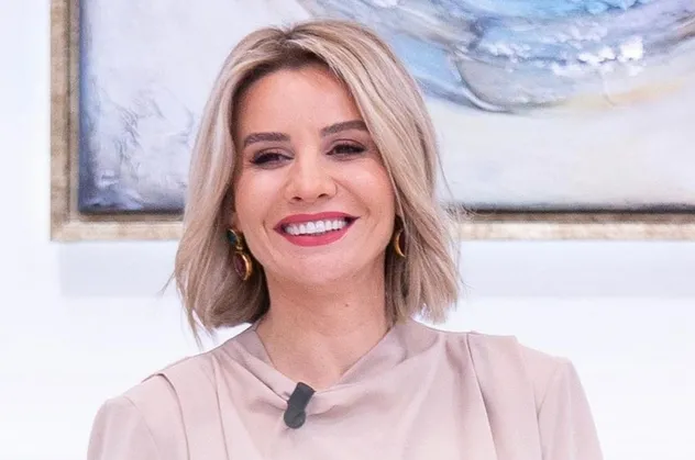 Esra Erol son bölüm izle 15 Aralık 2020! 24 yaşındaki Merve Nur'u 62 yaşındaki sözde hoca Adnan Yıldırım kaçırdı!