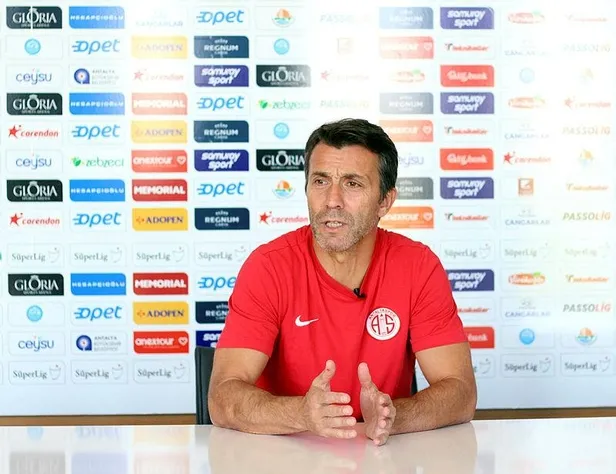 Son dakika: Bülent Korkmaz Antalyaspor'dan istifa etti-1