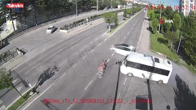 Kütahya’da peş peşe 3 kaza kamerada