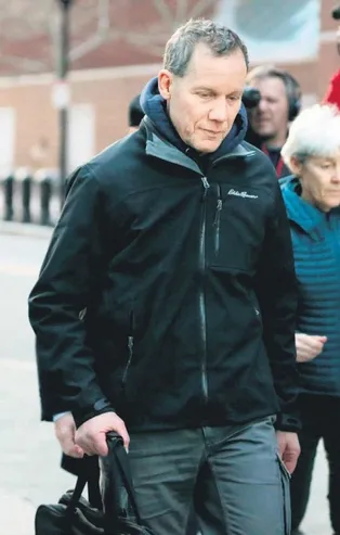 Coronavirüs’ün ABD’de üretilip Çin’e satıldığı iddiası dünyada şok etkisi yarattı!