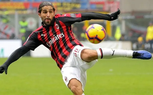 Çizme’de sıcak saatler! Fenerbahçeli yönetciler Rodriguez’in sözleşmesine son şeklini veriyor-1