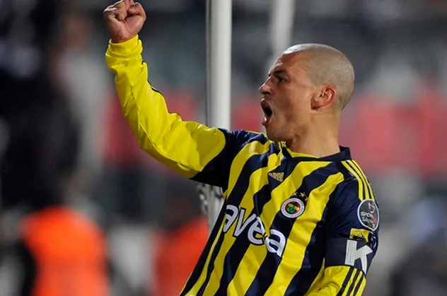Son dakika! Fenerbahçe efsanesi Alex de Souza'dan heyecanlandıran paylaşım