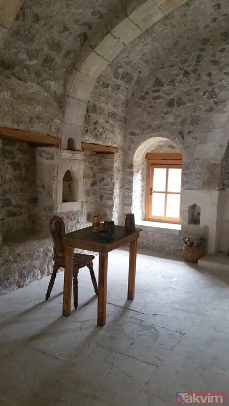 Sümela Manastırı 1 Mayıs'ta tamamen açılıyor! 360 tonluk kaya da sabitlendi - 15