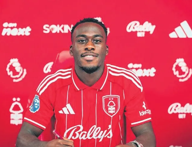 Arnaud Kalimuendo Nottingham Forest’ta