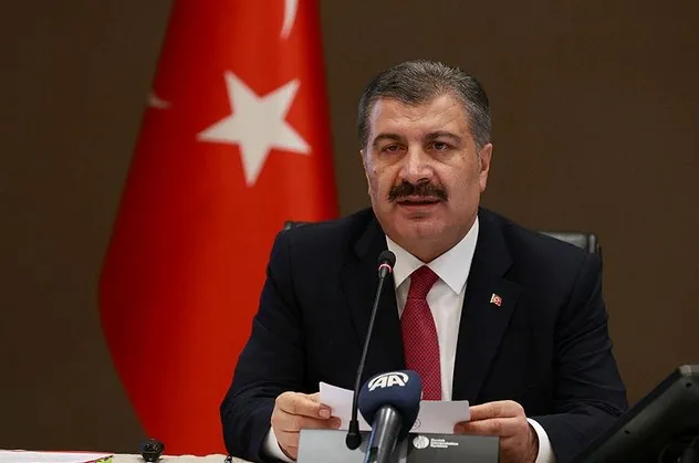 Son dakika: Sağlık Bakanı Fahrettin Koca, havuz ve plajlardaki "damlacık" tehlikesine karşı uyardı