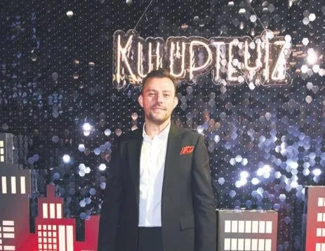 Galiba yalancıyız!