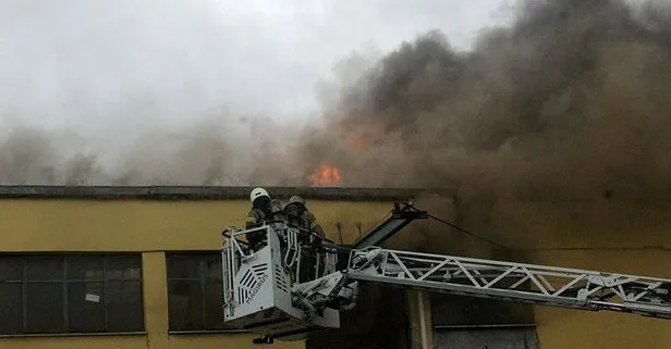 Son dakika: Başakşehir’de sanayi sitesindeki 2 iş yerinde yangın çıktı