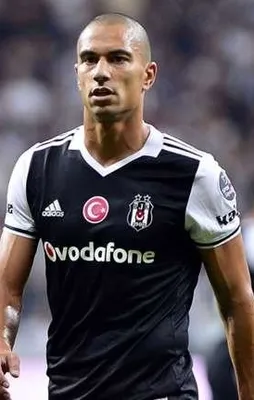 Beşiktaş ayrılığı borsaya bildirdi