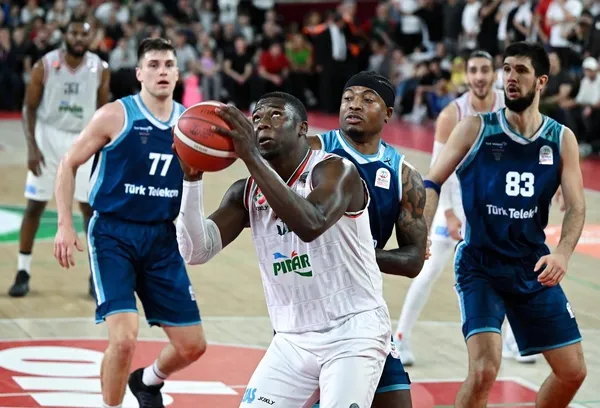 turk-telekom-tarih-yaziyor-baskent-ekibi-erdem-can-ile-meydan-okuyor-1682631203181.jpeg Türk Telekom tarih yazıyor: Başkent ekibi Erdem Can ile meydan okuyor!-5