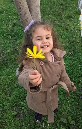 Ünlü isimler Öykü Arin için devrede!