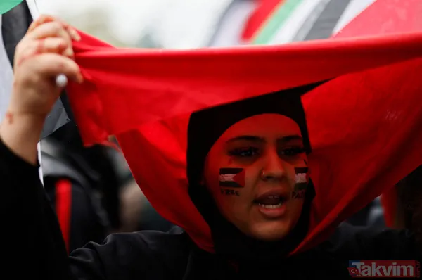 SON DAKİKA: Filistinlilerin katledilmesi protesto ediliyor! Binler Londra'da İsrail Büyükelçiliği'ne yürüyor - 7