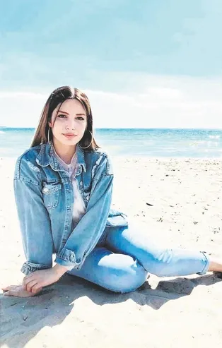 Evine giderken otomobil çarpan Aleyna Nur Gökçe yaşam savaşını kaybetti! Babasının sözleri yürekleri yaktı: Kelimeler yetmiyor. Ne konuşabilirim?