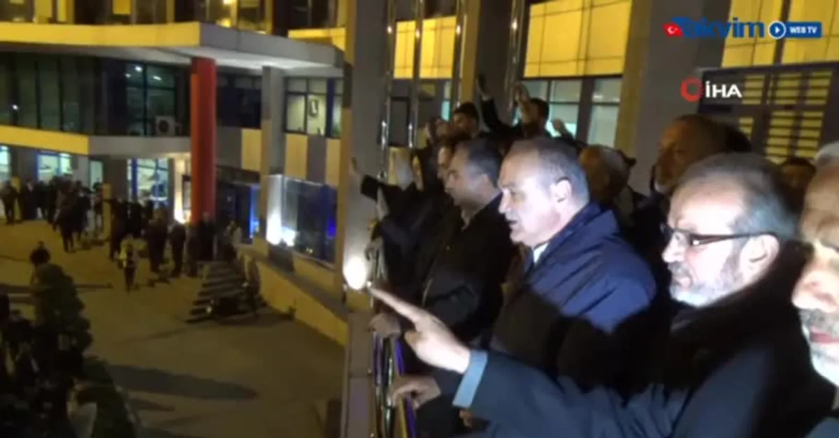 Düzce Belediye Başkanı Faruk Özlü oldu