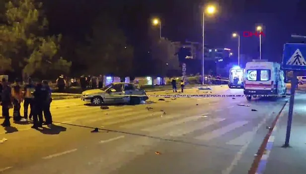 Karabük'te gece yarısı feci kaza! Kavşakta 2 otomobil çarpıştı: 2 ölü, 2 yaralı