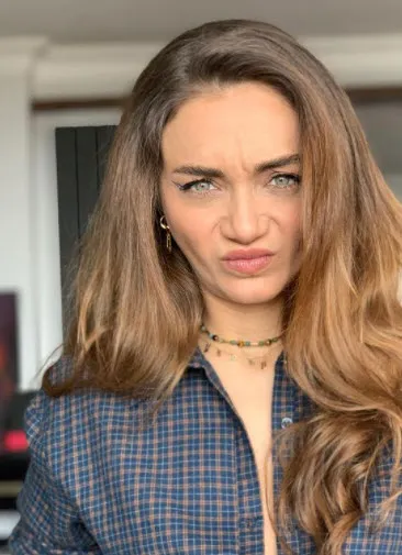 Çukur bitti kıyafetler gitti Efsun kendinden geçti! Damla Sönmez ne var ne yok çıkardı bikinisiyle düşman çatlattı-5