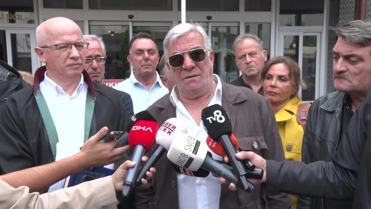 1793306991060.jpg Kadir İnanır'ın mirasında yeğeninden Jülide Kural'a şok suçlama: Dayımın pahalı saatleri kayıp!-3