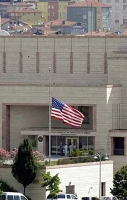 Kumpasın beyni ABD konsolosluğundan!