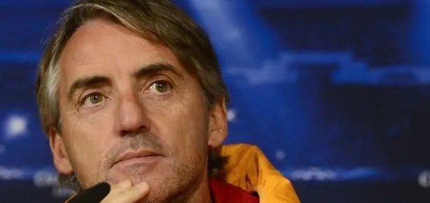 Kozak’tan Mancini sorusu: Neden otelde kalıyor?