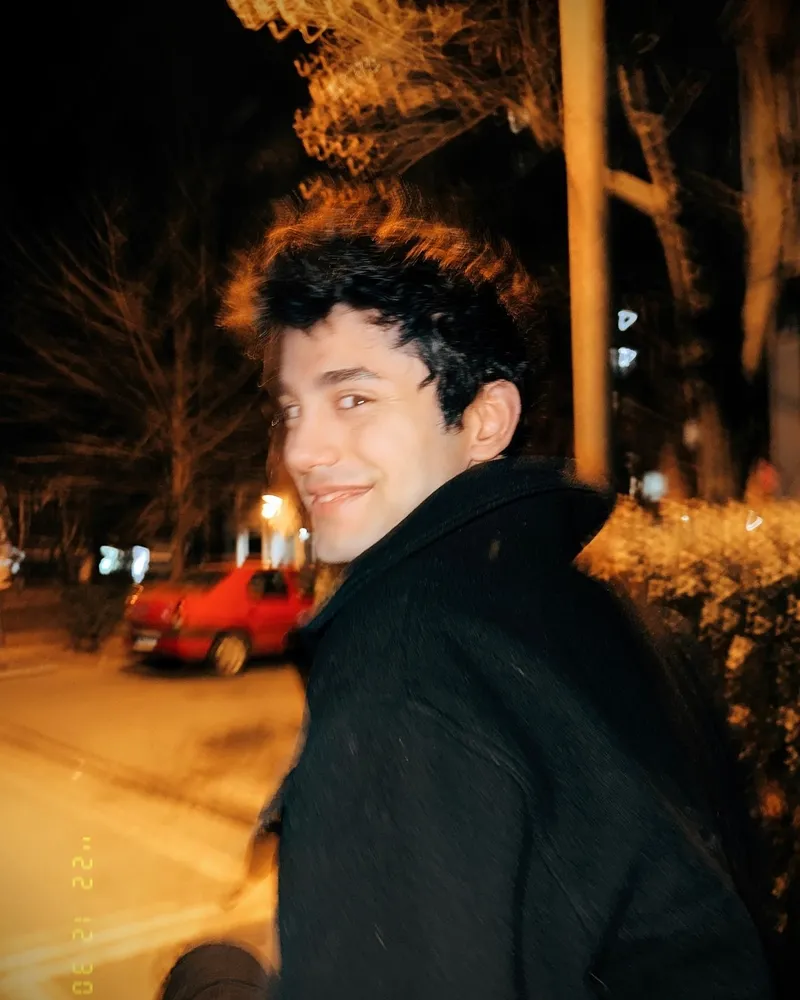 oyuncu-ibrahim-yildiz-hayatini-kaybetti-ibrahim-yildiz-kimdir-neden-oldu-1772257171357.jpg Oyuncu İbrahim Yıldız hayatını kaybetti! İbrahim Yıldız kimdir, neden öldü?-6