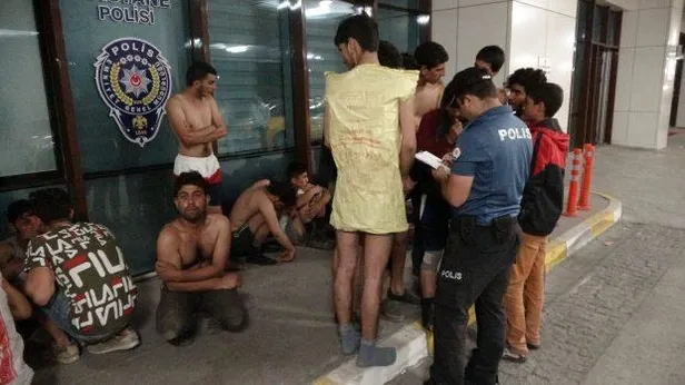 Yunanistan'da yakalanan Pakistanlı göçmenler Türkiye'ye gönderildi-2