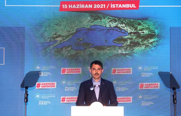 cevre-ve-sehircilik-bakani-murat-kurum-musilajin-tehlikeli-atik-olmadigini-ve-toksik-ozellik-gostermedigini-tespit-ettik-1623797143401.jpg Çevre ve Şehircilik Bakanı Murat Kurum: Müsilajın tehlikeli atık olmadığını ve toksik özellik göstermediğini tespit ettik-9