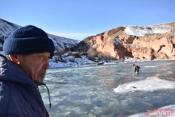 Günlük 389 bin lira kazanıyorlar! Kırgızistan'da altın madencileri dondurucu soğukta altın çıkarıyorlar - 26
