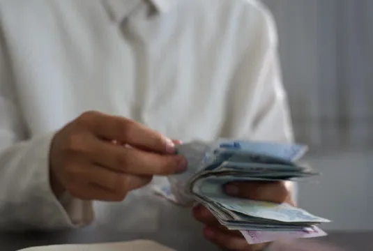 Emekliye en az 12.500 TL