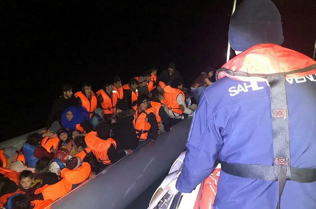 İzmir'de 113 kaçak göçmen yakalandı!