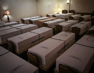 ABD'den kan donduran fotoğraflar! Koronavirüsten ölenleri karton kutulara koyup...