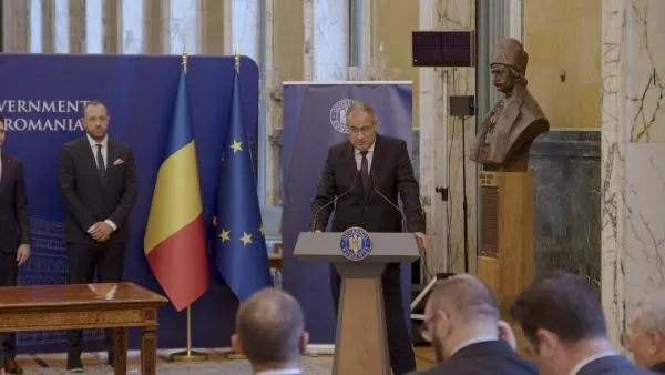 kalyon-holdingin-romanya-yatiriminin-imzalari-atildi-1687077941138.jpeg Kalyon Holding'in Romanya yatırımının imzaları atıldı: "Enerji güvenliği açısından çok kritik bir proje"-1