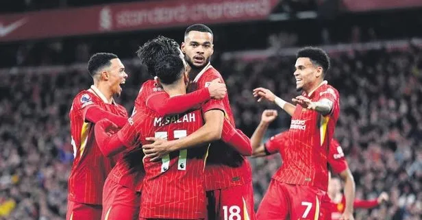 City’e bir darbe de Liverpool’dan